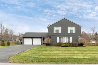 5874 Pontiac Lane, Cicero, NY 13029