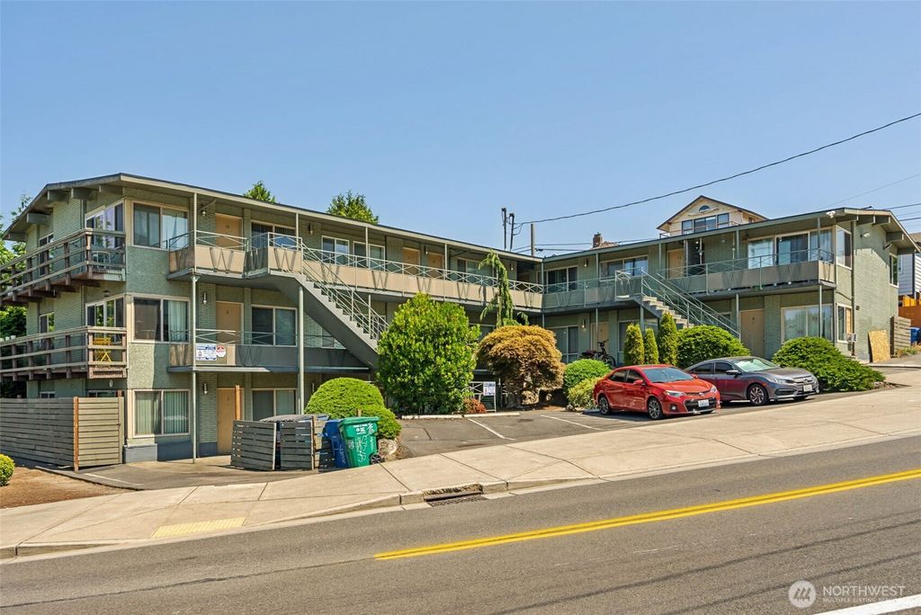 2350 Beacon Avenue S, Seattle, WA 98144