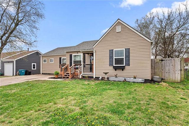 1625 Main Street, Osawatomie, KS 66064