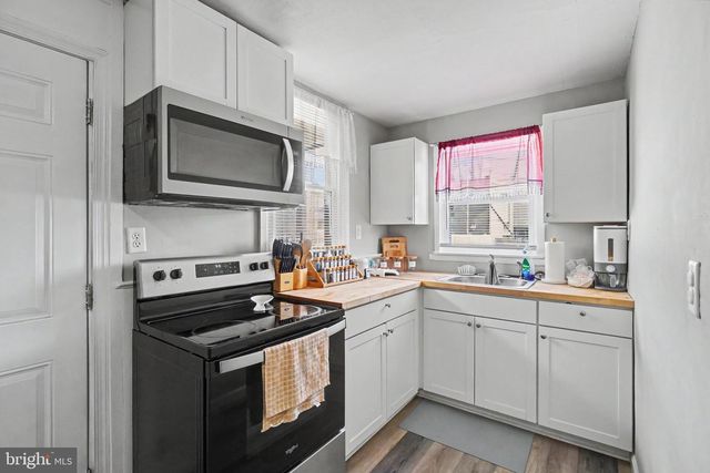 1703 MONROE ST, York, PA 17404