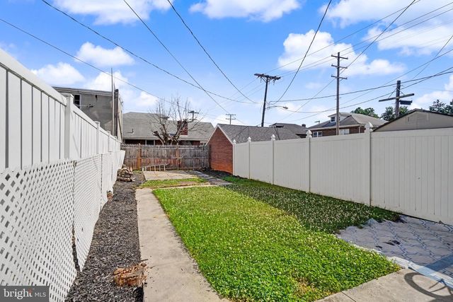 1703 MONROE ST, York, PA 17404