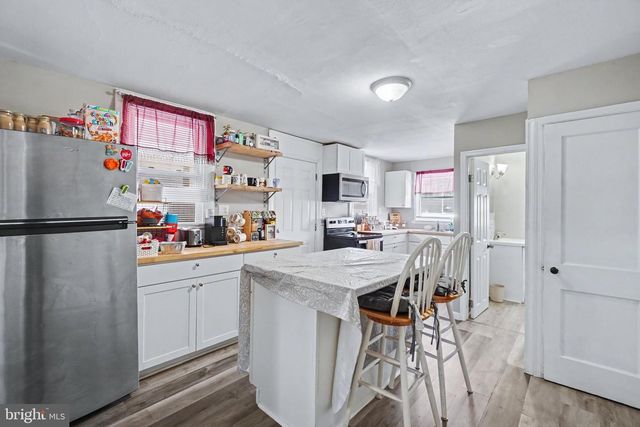 1703 MONROE ST, York, PA 17404