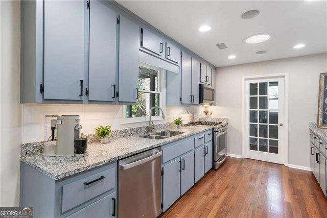 413 Sassafras Road, Roswell, GA 30076