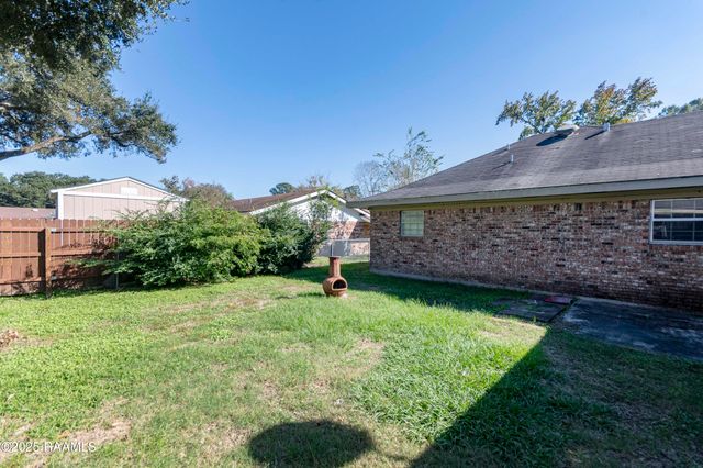 101 S. Wakefield Drive, Lafayette, LA 70503