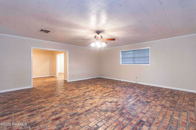 101 S. Wakefield Drive, Lafayette, LA 70503