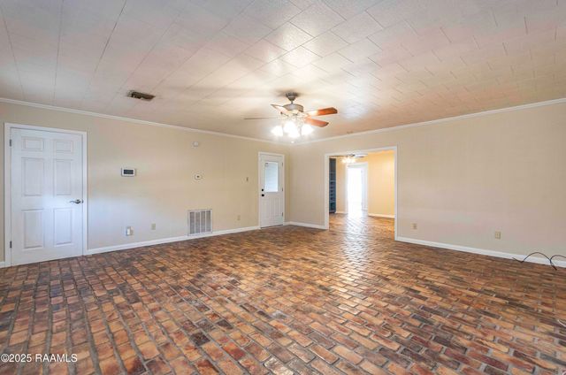 101 S. Wakefield Drive, Lafayette, LA 70503