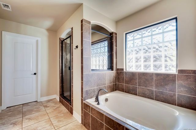 7663 Culebra Valley, San Antonio, TX 78254