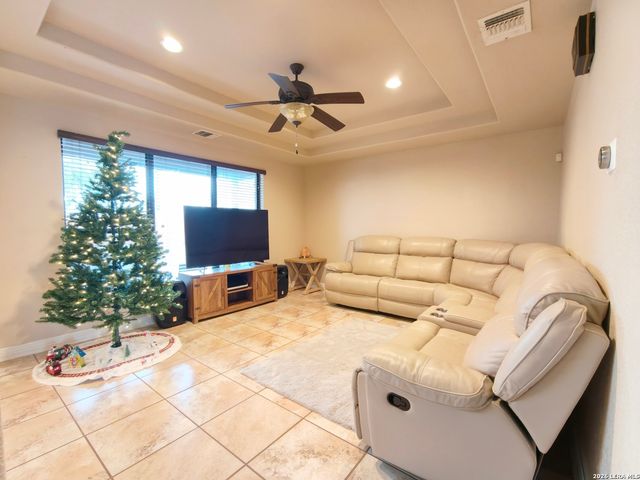 7663 Culebra Valley, San Antonio, TX 78254