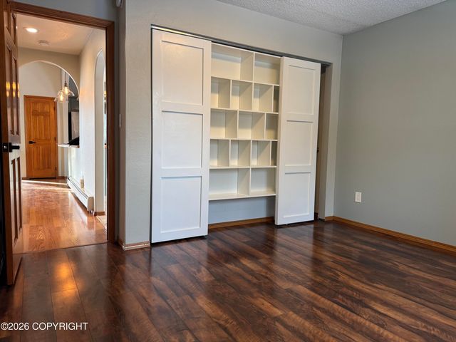 12631 Tanada Loop, Anchorage, AK 99516