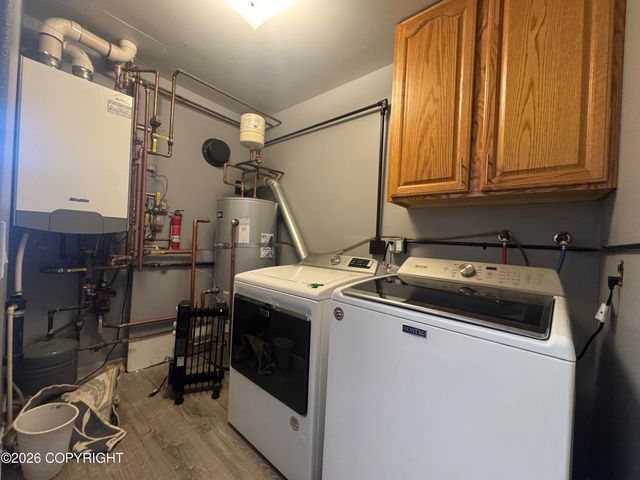 12631 Tanada Loop, Anchorage, AK 99516