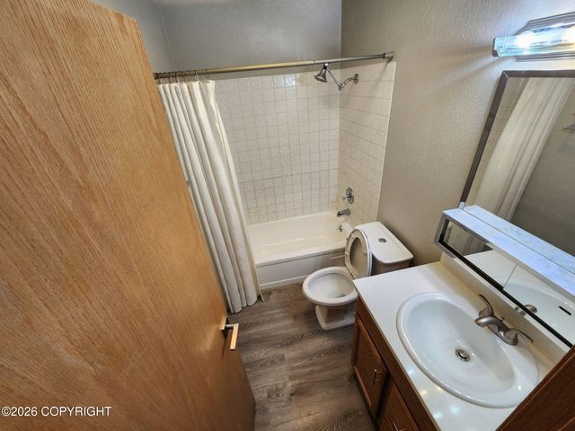 12631 Tanada Loop, Anchorage, AK 99516