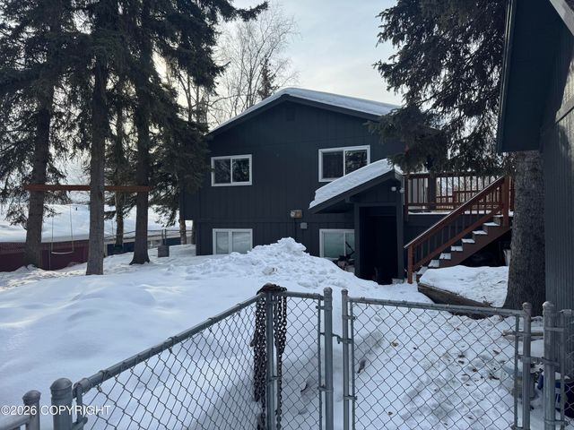 12631 Tanada Loop, Anchorage, AK 99516
