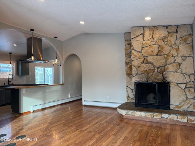 12631 Tanada Loop, Anchorage, AK 99516