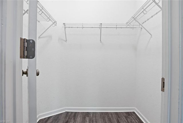 851 Norview Ave Apt 402, Norfolk, VA 23513