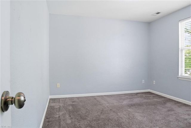 851 Norview Ave Apt 402, Norfolk, VA 23513