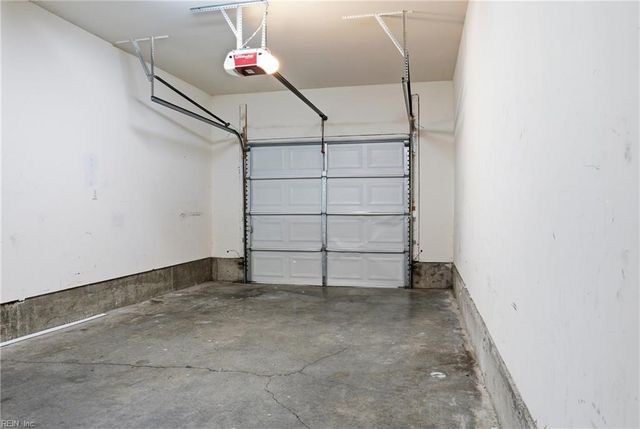 851 Norview Ave Apt 402, Norfolk, VA 23513