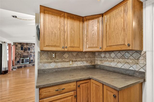 11449 OCKLAWAHA DRIVE, Leesburg, FL 34788