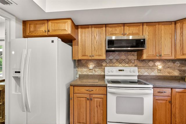 11449 OCKLAWAHA DRIVE, Leesburg, FL 34788