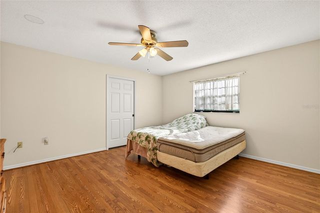 11449 OCKLAWAHA DRIVE, Leesburg, FL 34788