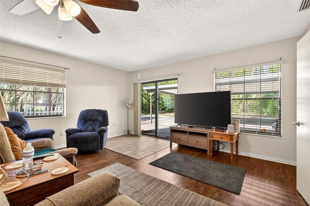 11449 OCKLAWAHA DRIVE, Leesburg, FL 34788