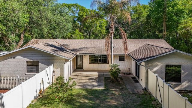 11449 OCKLAWAHA DRIVE, Leesburg, FL 34788