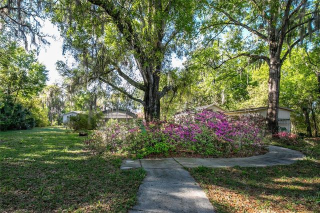 11449 OCKLAWAHA DRIVE, Leesburg, FL 34788