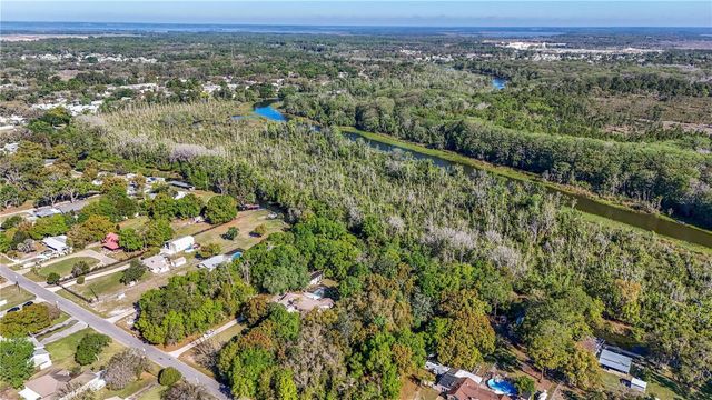 11449 OCKLAWAHA DRIVE, Leesburg, FL 34788