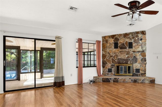 11449 OCKLAWAHA DRIVE, Leesburg, FL 34788