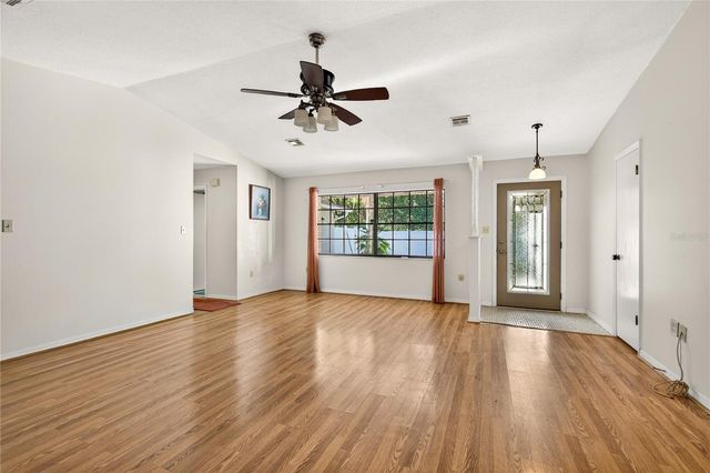 11449 OCKLAWAHA DRIVE, Leesburg, FL 34788