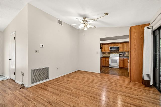 11449 OCKLAWAHA DRIVE, Leesburg, FL 34788