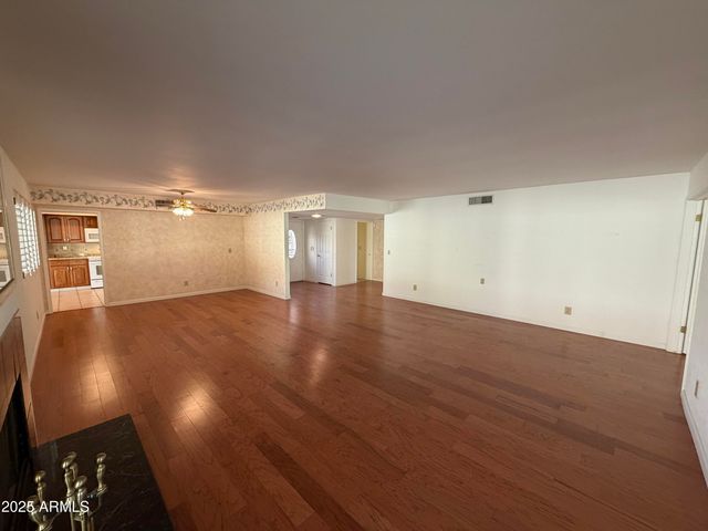 10402 E REGAL Drive, Sun Lakes, AZ 85248