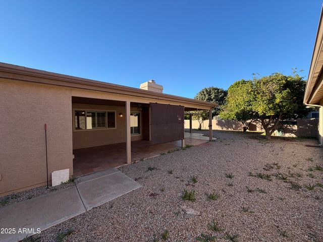 10402 E REGAL Drive, Sun Lakes, AZ 85248