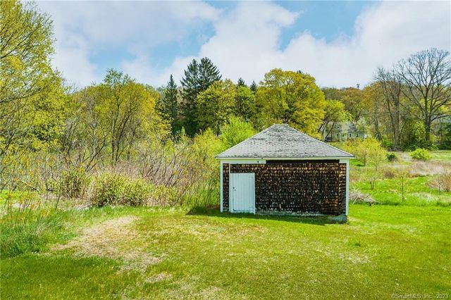 6 Broad Street, Killingly, CT 06239