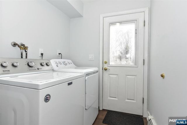 10 Knollwood Road, Upper Saddle River, NJ 07458