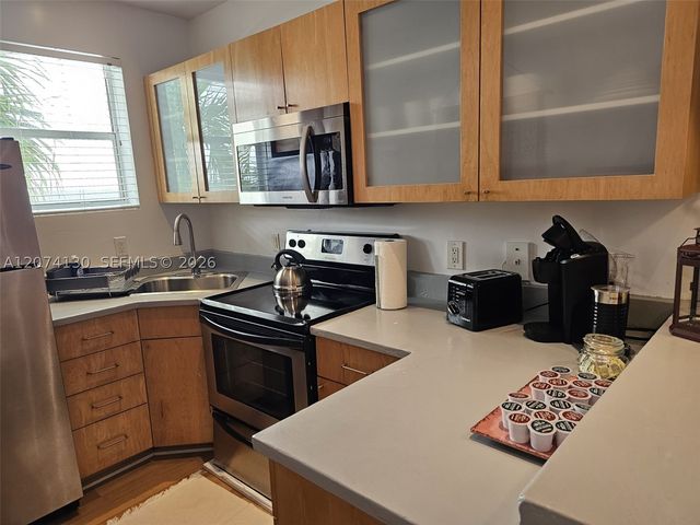 751 Collins Ave 2, Miami Beach, FL 33139