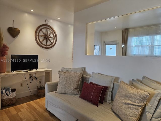 751 Collins Ave 2, Miami Beach, FL 33139