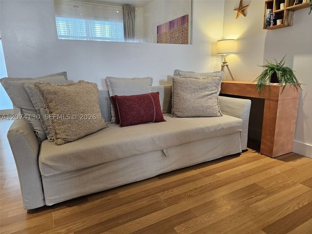 751 Collins Ave 2, Miami Beach, FL 33139