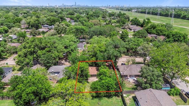 4307 Spellman Road, Houston, TX 77035
