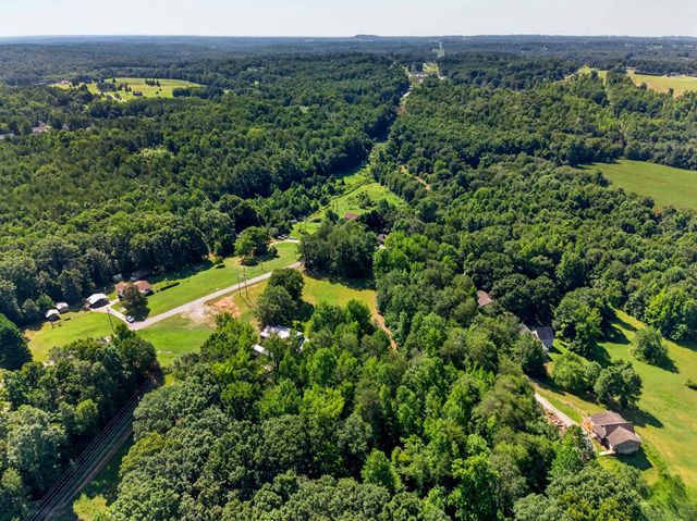 000 John High Road, Campobello, SC 29322