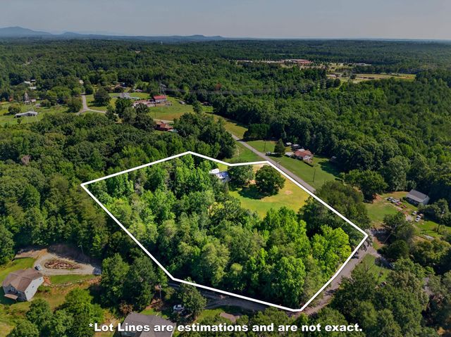 000 John High Road, Campobello, SC 29322
