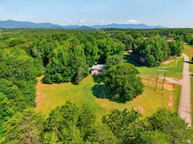 000 John High Road, Campobello, SC 29322