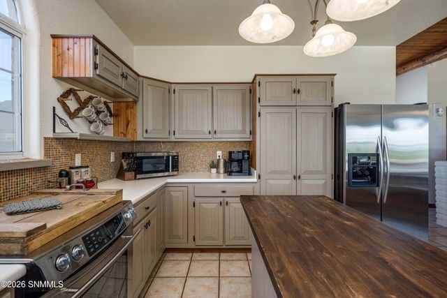 7301 Raasaf Circle, Las Cruces, NM 88005