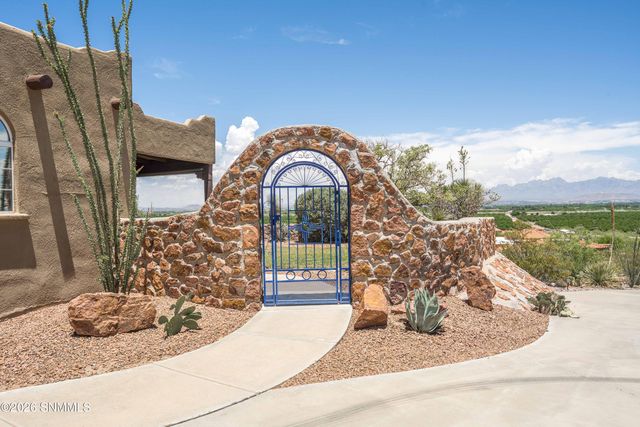 7301 Raasaf Circle, Las Cruces, NM 88005