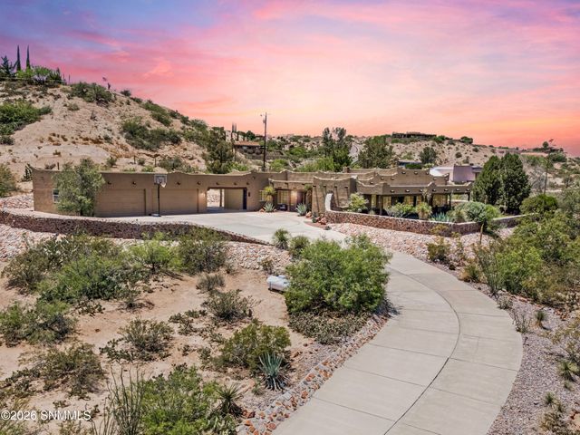 7301 Raasaf Circle, Las Cruces, NM 88005