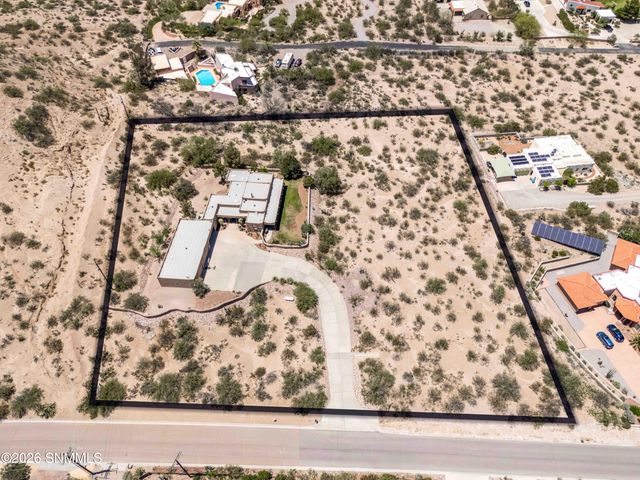 7301 Raasaf Circle, Las Cruces, NM 88005