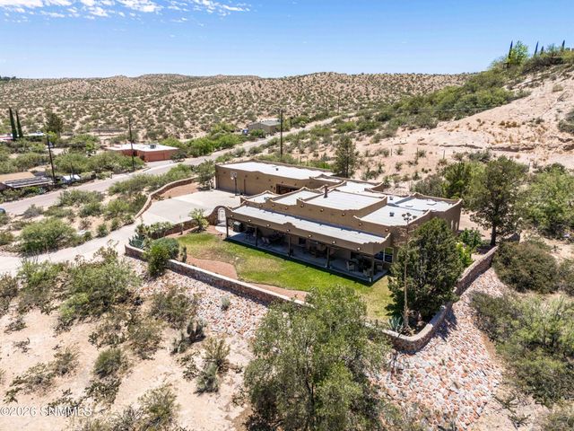 7301 Raasaf Circle, Las Cruces, NM 88005
