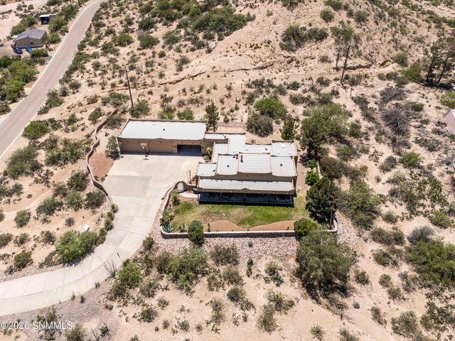 7301 Raasaf Circle, Las Cruces, NM 88005