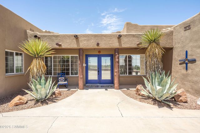 7301 Raasaf Circle, Las Cruces, NM 88005