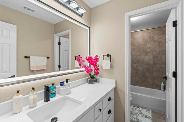 3301 Falconers WAY, Pflugerville, TX 78660