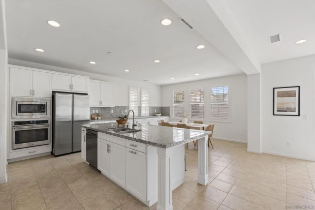 13519 Peach Tree Way, San Diego, CA 92130